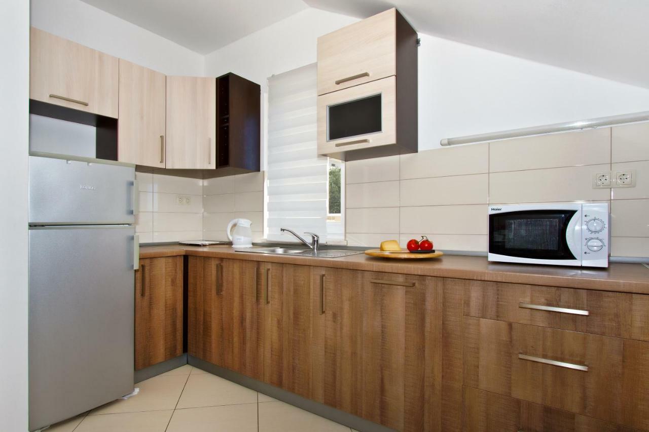 Villa Omis Michy - Family House For Big And Small Groups ภายนอก รูปภาพ