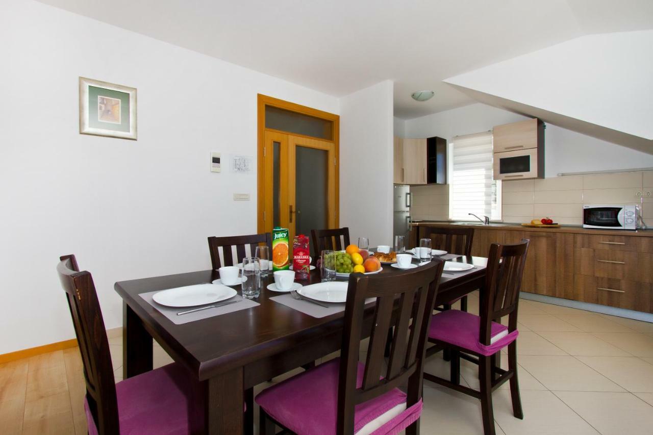 Villa Omis Michy - Family House For Big And Small Groups ภายนอก รูปภาพ