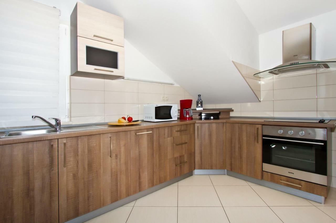 Villa Omis Michy - Family House For Big And Small Groups ภายนอก รูปภาพ