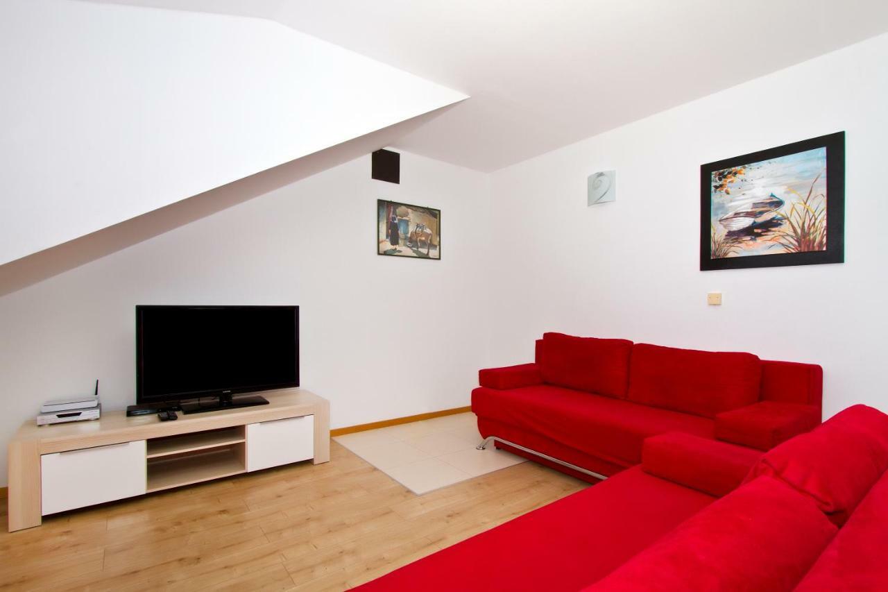 Villa Omis Michy - Family House For Big And Small Groups ภายนอก รูปภาพ