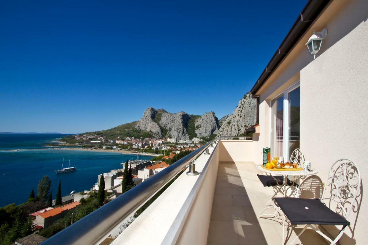 Villa Omis Michy - Family House For Big And Small Groups ภายนอก รูปภาพ