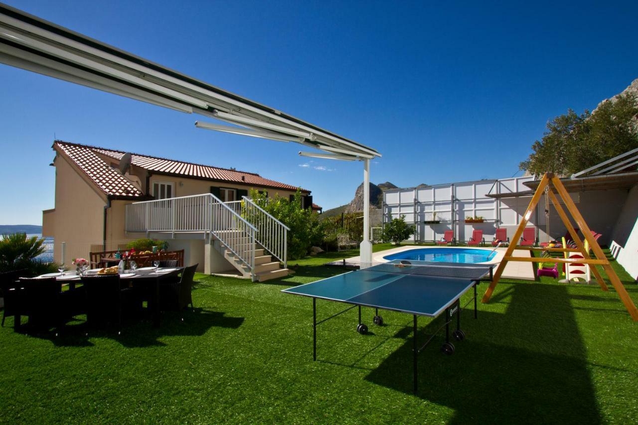 Villa Omis Michy - Family House For Big And Small Groups ภายนอก รูปภาพ