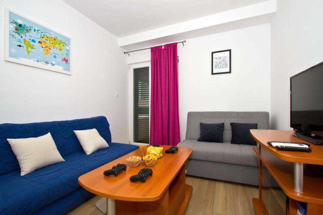 Villa Omis Michy - Family House For Big And Small Groups ภายนอก รูปภาพ